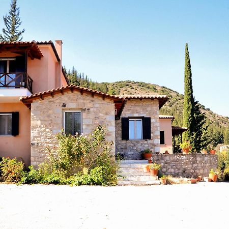 Apartamento Elegant Stone Mansion In Historic Mistrá Exterior foto
