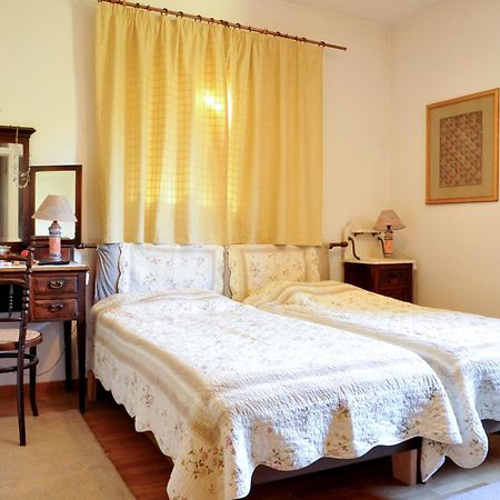 Apartamento Elegant Stone Mansion In Historic Mistrá Exterior foto